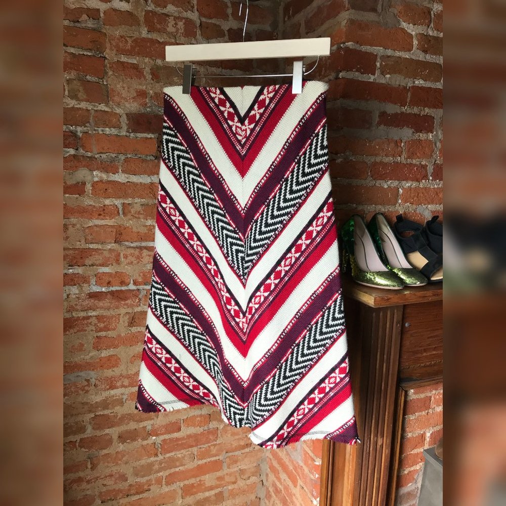 Zara Heavy Weight Pattern Woven Skirt